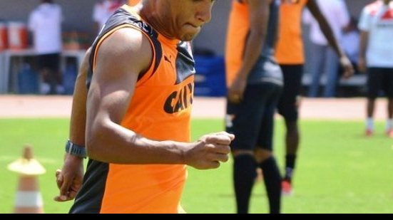Imagem De volta ao Vitória, Diogo Mateus mira triunfo para pressionar Botafogo