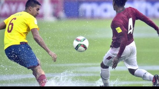Imagem Após bater a Argentina, Equador derrota Bolívia e lidera as Eliminatórias
