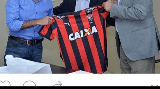 Imagem Tricolor ACM Neto recebe presidente do Vitória e ganha camisa rubro-negra