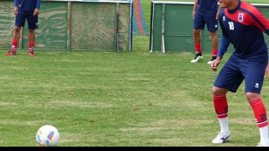 Imagem Técnico do Paraná esconde escalação, mas deve colocar ex-Bahia como titular