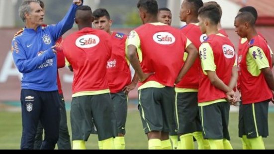 Imagem Sem meia do Vitória, Brasil sub-17 tem decisão no Mundial diante da Inglaterra