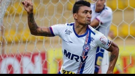 Imagem Kieza festeja boa fase, ignora marcação forte e vislumbra acesso à Série A