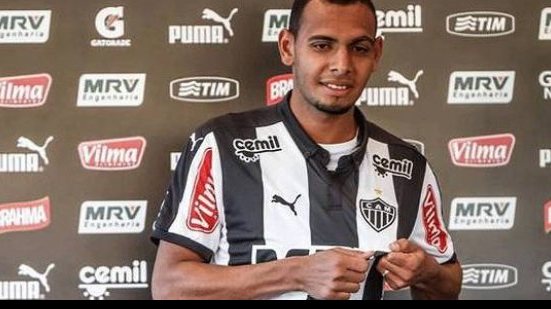 Imagem Emprestado ao Atlético-MG, Mansur se recupera de lesão e está perto de retorno
