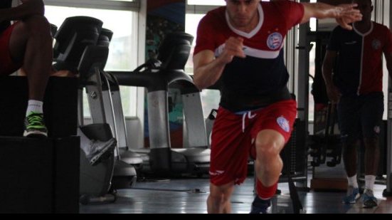Imagem Titulares treinam na academia e reservas fazem coletivo no Fazendão