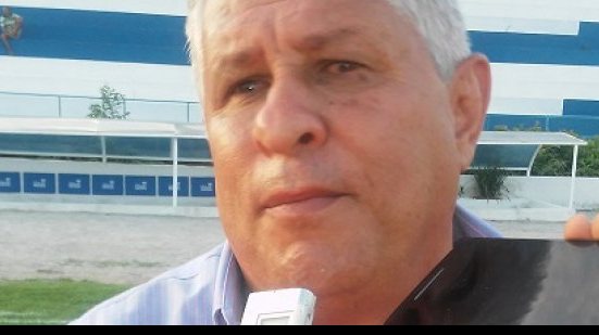 Imagem Técnico do Flu de Feira comemora triunfo, mas cobra melhora da equipe