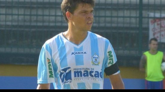 Imagem Jogador do Macaé quer triunfo sobre o Vitória de presente de aniversário 