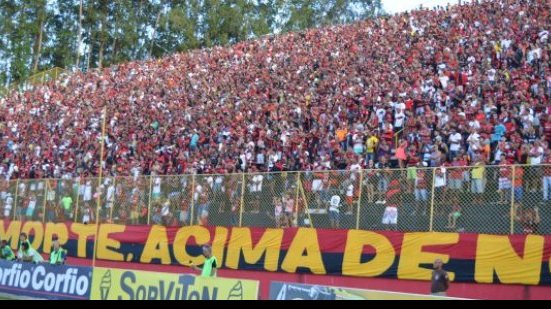 Imagem Vitória x Ceará: ingressos para clássico nordestino seguem à venda