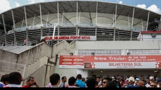 Imagem CBF &#039;obriga&#039; Itaipava a retirar marcas da Arena Fonte Nova; entenda