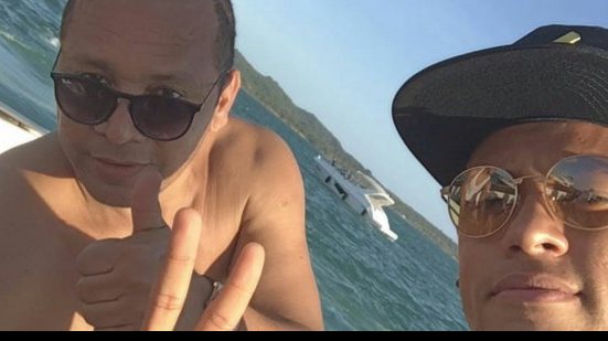 Imagem Seleção em Salvador: Neymar na Ilha de Maré e lateral do Vitória visita zagueiro