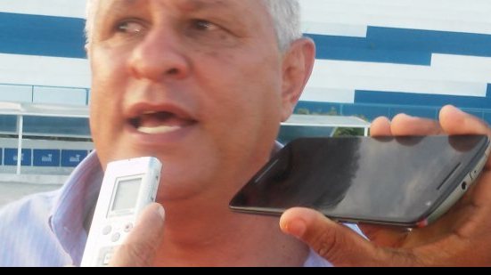 Imagem Lira comemora classificação do Flu de Feira para final da Copa Governador