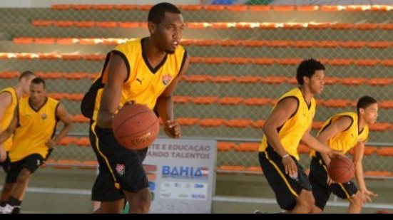 Imagem NBB: após primeiro triunfo, Vitória encara candidato ao título nesta noite