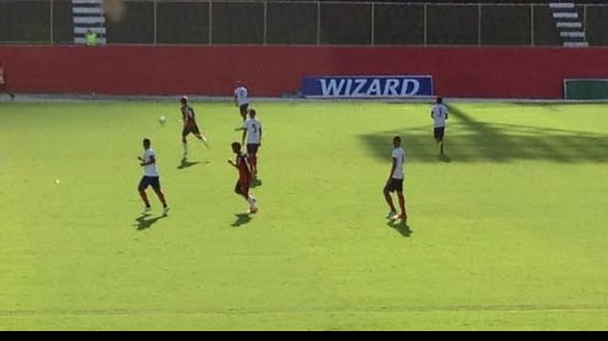 Imagem Baianão Infantil: Vitória derrota o Bahia e reverte vantagem na luta por título
