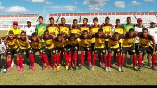 Imagem Catuense conquista 3º lugar do Baianão Infantil 2015