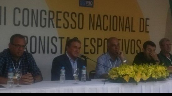 Imagem Congresso de Cronistas é realizado no Rio; Parreira rechaça treinos fechados