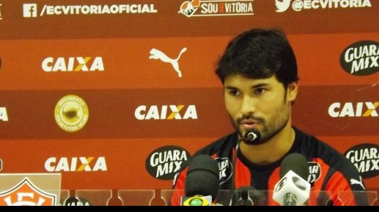 Imagem Pedro Ken homenageia o pai após jogo: quero que esteja orgulhoso de mim