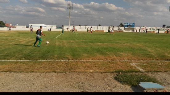 Imagem Flu de Feira vence Juazeirense e larga na frente na final da Copa Governador