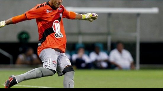 Imagem Ex-goleiro do Vitória lembra início ruim em 2015 e parabeniza clube por acesso