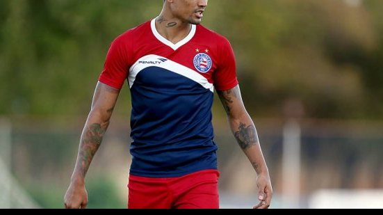 Imagem Presidente do Bahia já tem boa proposta para renovar contrato de Kieza 