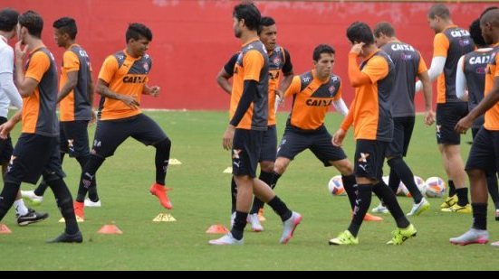 Imagem    Vitória pode poupar jogadores para confronto contra o Santa Cruz