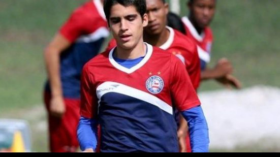 Imagem Volante garante motivação no Bahia diante do Atlético-GO: amo esse clube
