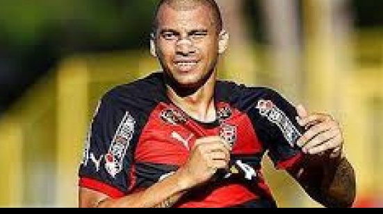 Imagem Ídolo do Vitória é oferecido e pode disputar Série B de 2016