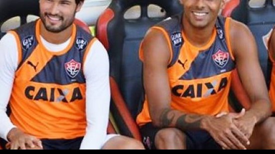 Imagem Manhã de treinos do Vitória é marcada por recreativo no Barradão