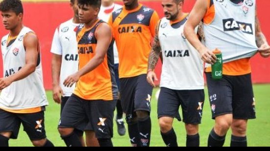 Imagem Com Fernando Miguel no gol, Vitória está definido para pegar Santa Cruz