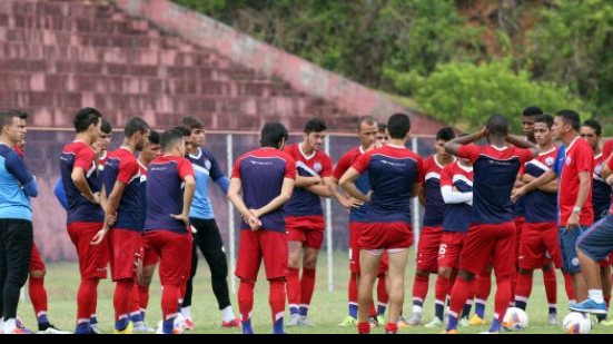 Imagem Bahia encerra preparação para encarar Atlético-GO com dúvida na defesa