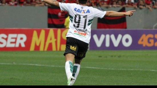 Imagem Ex-dupla BAVI, atacante tem média de gols melhor do que artilheiro da Série A