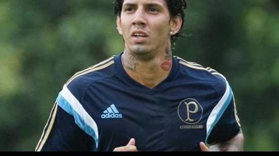 Imagem Ex-Vitória, Victor Ramos perde espaço no Palmeiras e vai retornar para o México