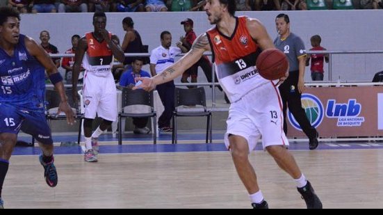 Imagem Basquete: Em ascensão, Vitória vence a terceira partida no NBB