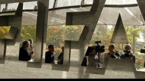 Imagem Dois dirigentes da Fifa são detidos em Zurique