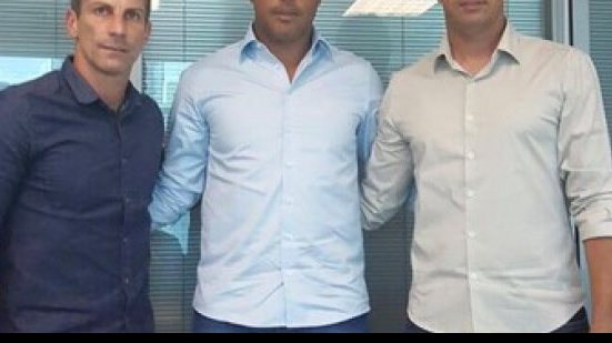 Imagem Cruzeiro confirma Deivid como técnico; ex-jogador fez estágio no Vitória 