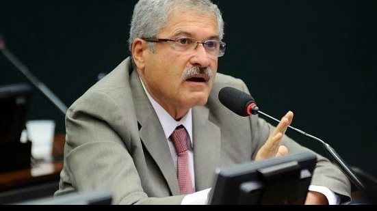 Imagem José Rocha critica carta, se defende e revela que vai processar conselheiros