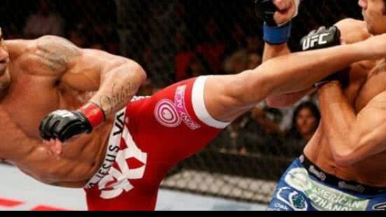 Imagem Belfort provoca novo campeão dos médios: “vai encarar de novo?”