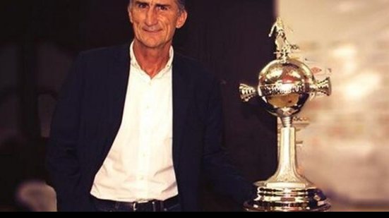 Imagem São Paulo contrata técnico argentino para substituir Doriva