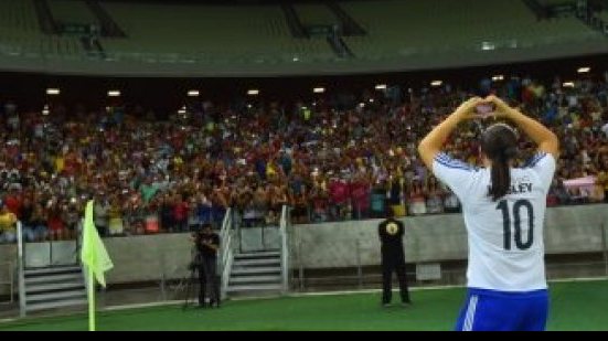 Imagem Wesley Safadão marca golaço de falta em jogo beneficente; veja o vídeo