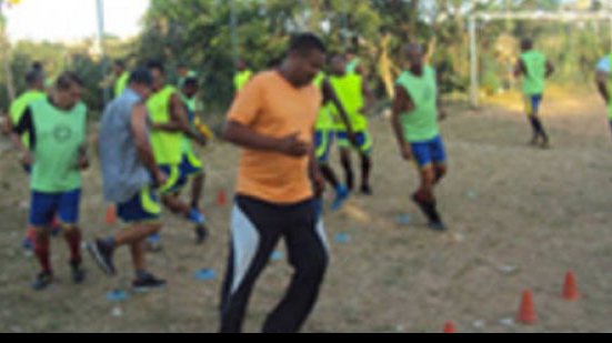 Imagem &#039;Crescendo no Esporte&#039; é lançado em Fazenda Grande 