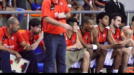 Imagem De olho na sequência do NBB, técnico do Vitória promete trabalho após recesso