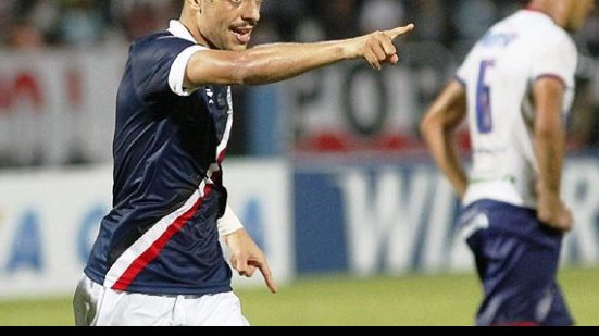 Imagem Bahia confirma contratação de atacante Luisinho