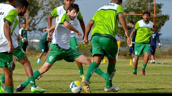 Imagem Mais três jogadores se apresentam e Conquista segue em pré-temporada