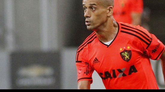 Imagem Especulado na dupla BAVI, volante do Sport acerta com clube da Série B