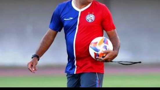 Imagem Bahia oficializa saída de Charles e deseja boa sorte a ídolo tricolor