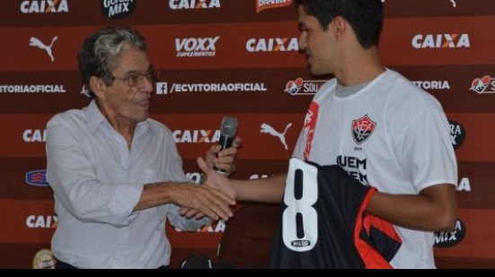 Imagem    Novo contratado do Vitória mostra superação após drama familiar
