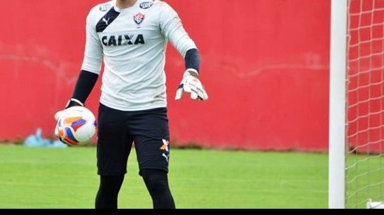 Imagem Devendo voltar à posição de titular no Vitória, Fernando Miguel mira Baianão