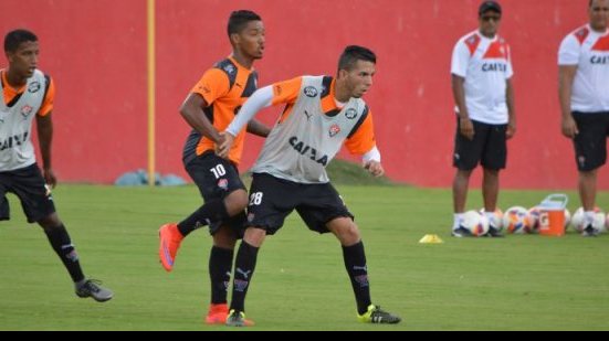 Imagem Vitória treina no Barradão e Mancini inicia esboço de time para o Baianão