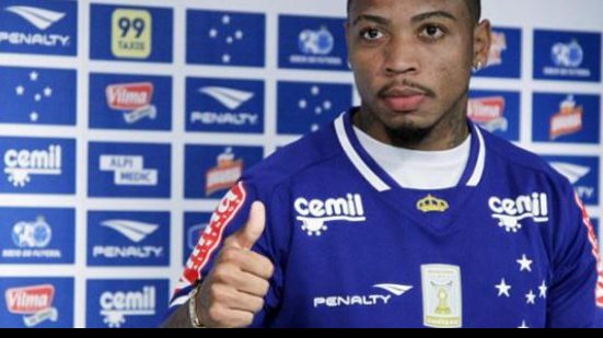 Imagem Sem espaço no Cruzeiro, Marinho pode fechar com o Vitória