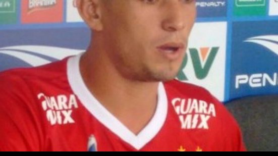 Imagem Após treinar entre titulares, Juninho garante não ter vaga garantida no Bahia