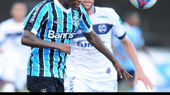 Imagem    Lateral pretendido pelo Bahia acerta rescisão com o Grêmio   