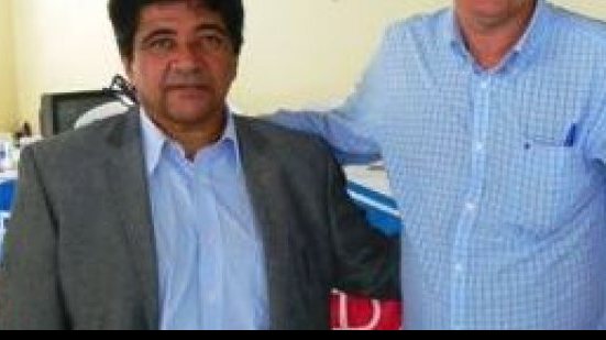 Imagem Presidente do Galícia promete entrar na Justiça caso seja rebaixado